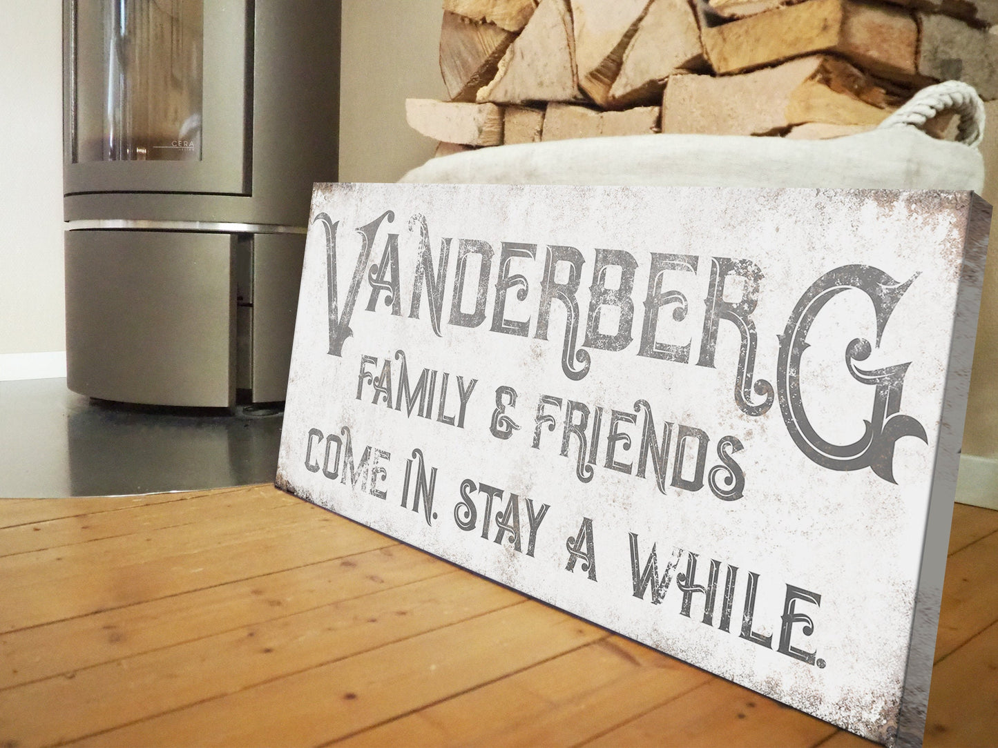 CUSTOM FAMILY NAME AND HOUSE SIGN