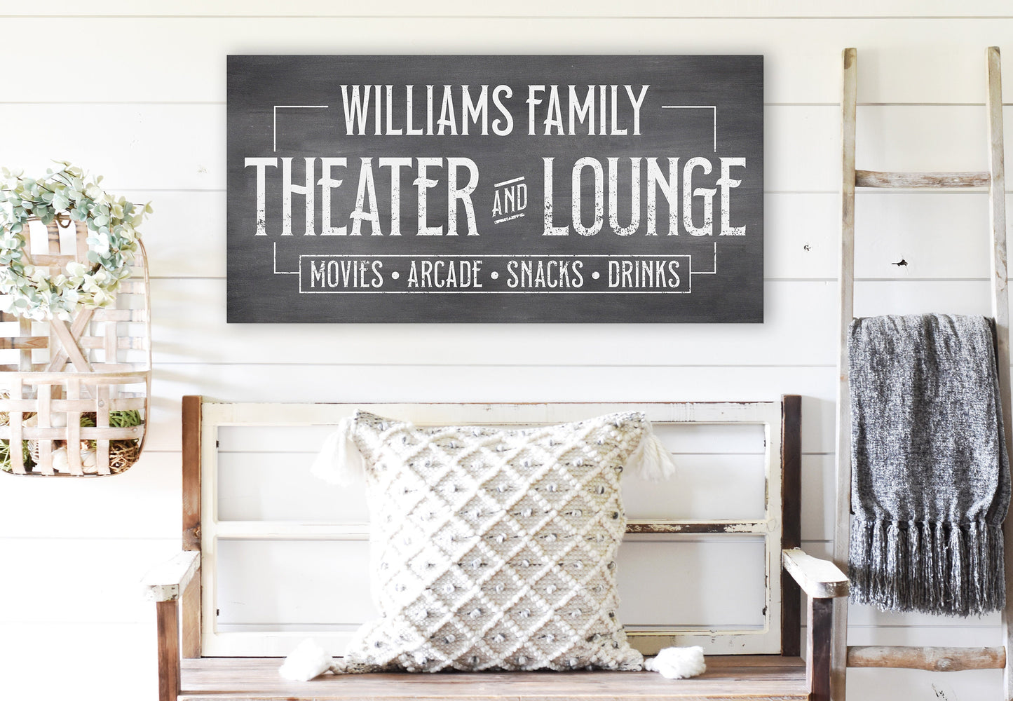 CUSTOM THEATER AND LOUNGE SIGN