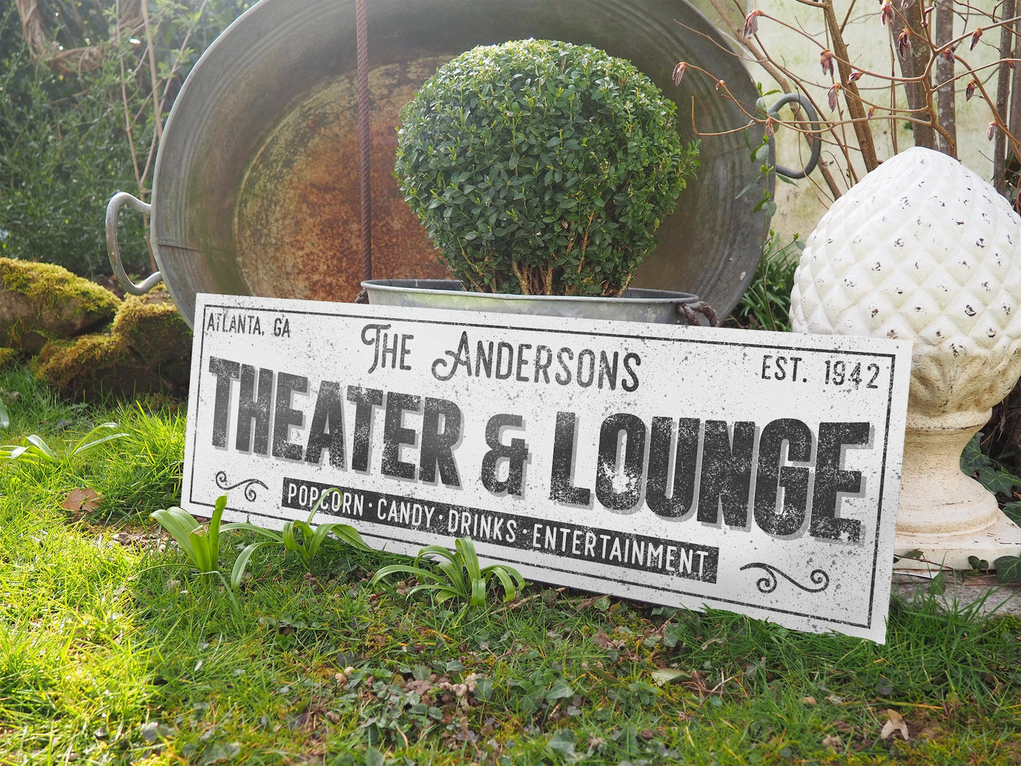 CUSTOM THEATER AND LOUNGE SIGN