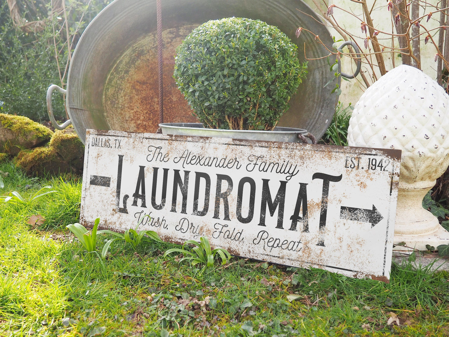 CUSTOM LAUNDROMAT SIGN