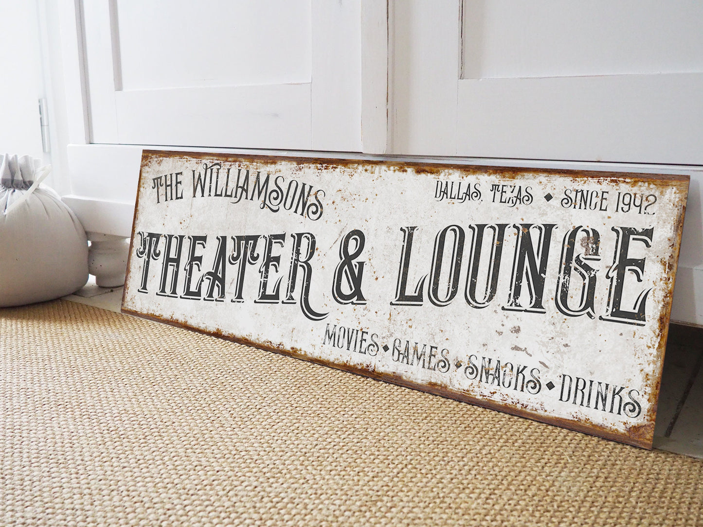 CUSTOM THEATER AND LOUNGE SIGN