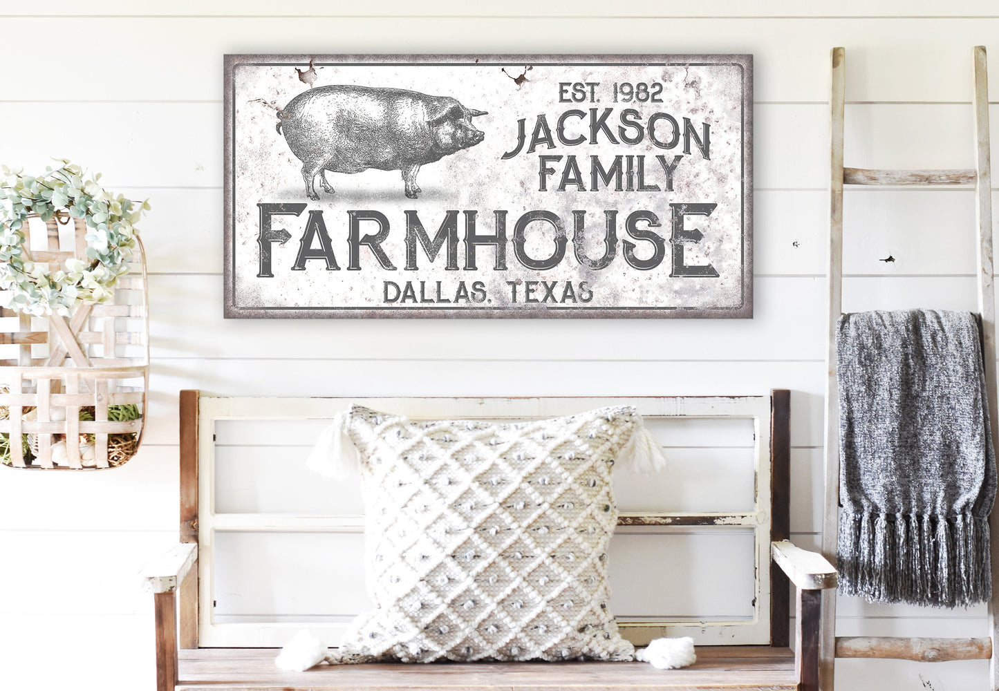 CUSTOM FARMHOUSE FAMILY SIGN