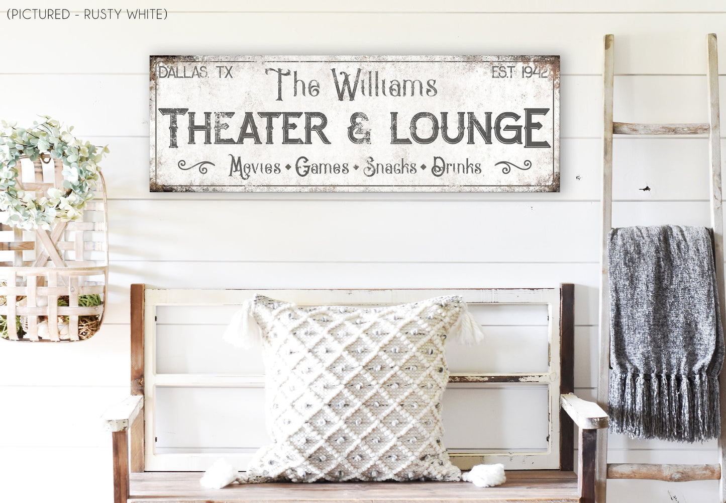 CUSTOM THEATER AND LOUNGE SIGN