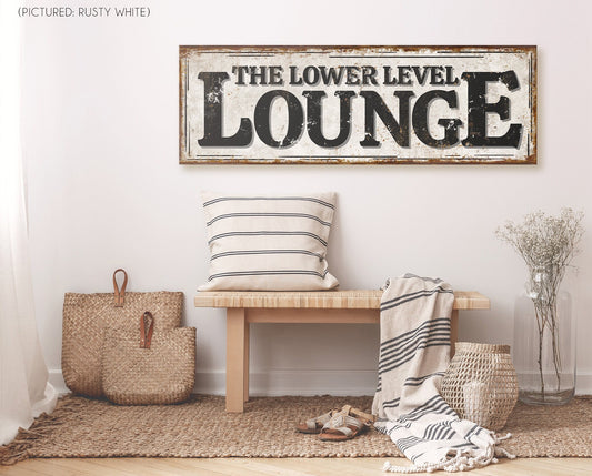 LOWER LEVEL LOUNGE SIGN