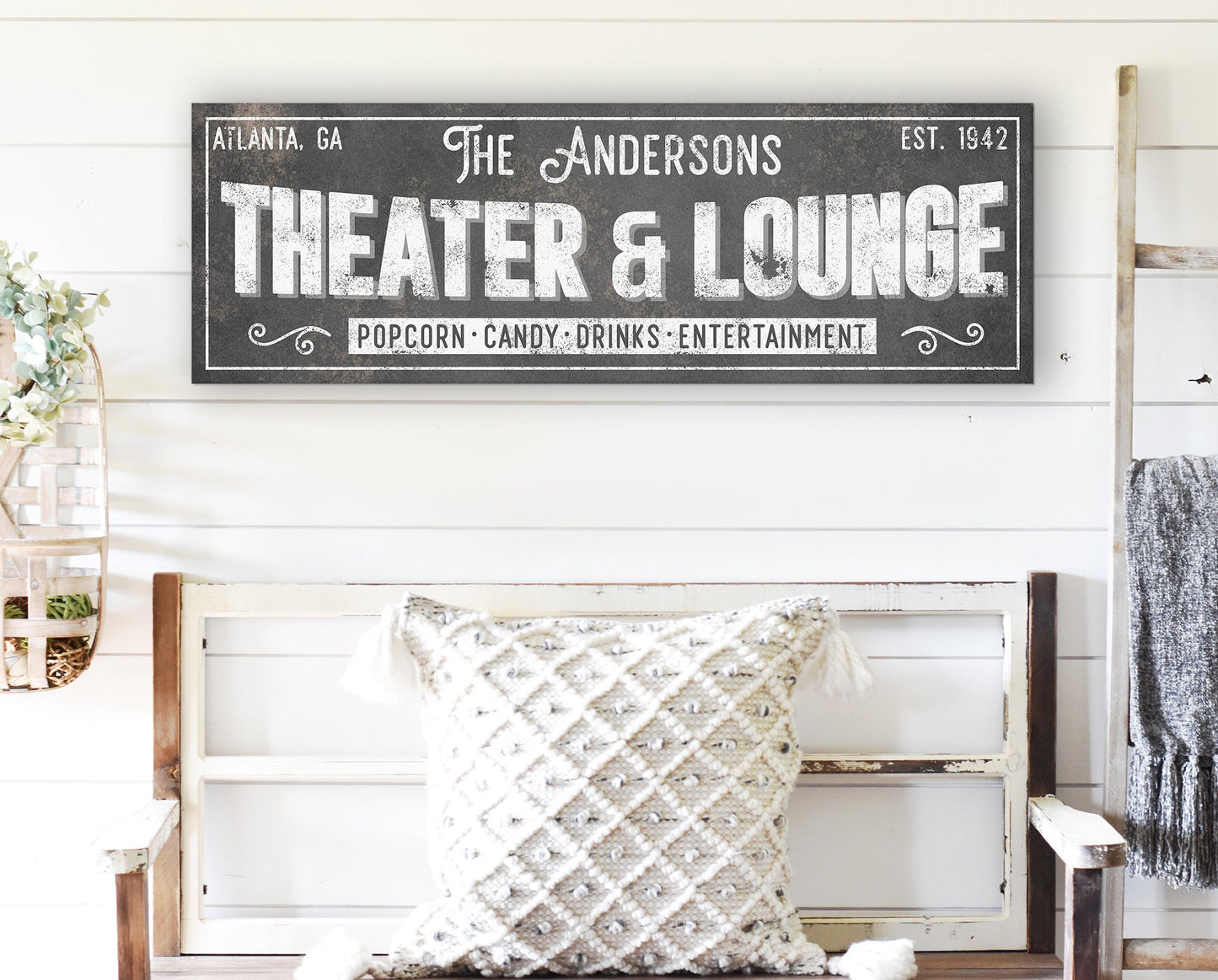 CUSTOM THEATER AND LOUNGE SIGN